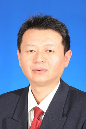 李京泽