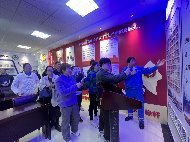如皋市“劳模工匠助企行”长江镇专场顺利举行