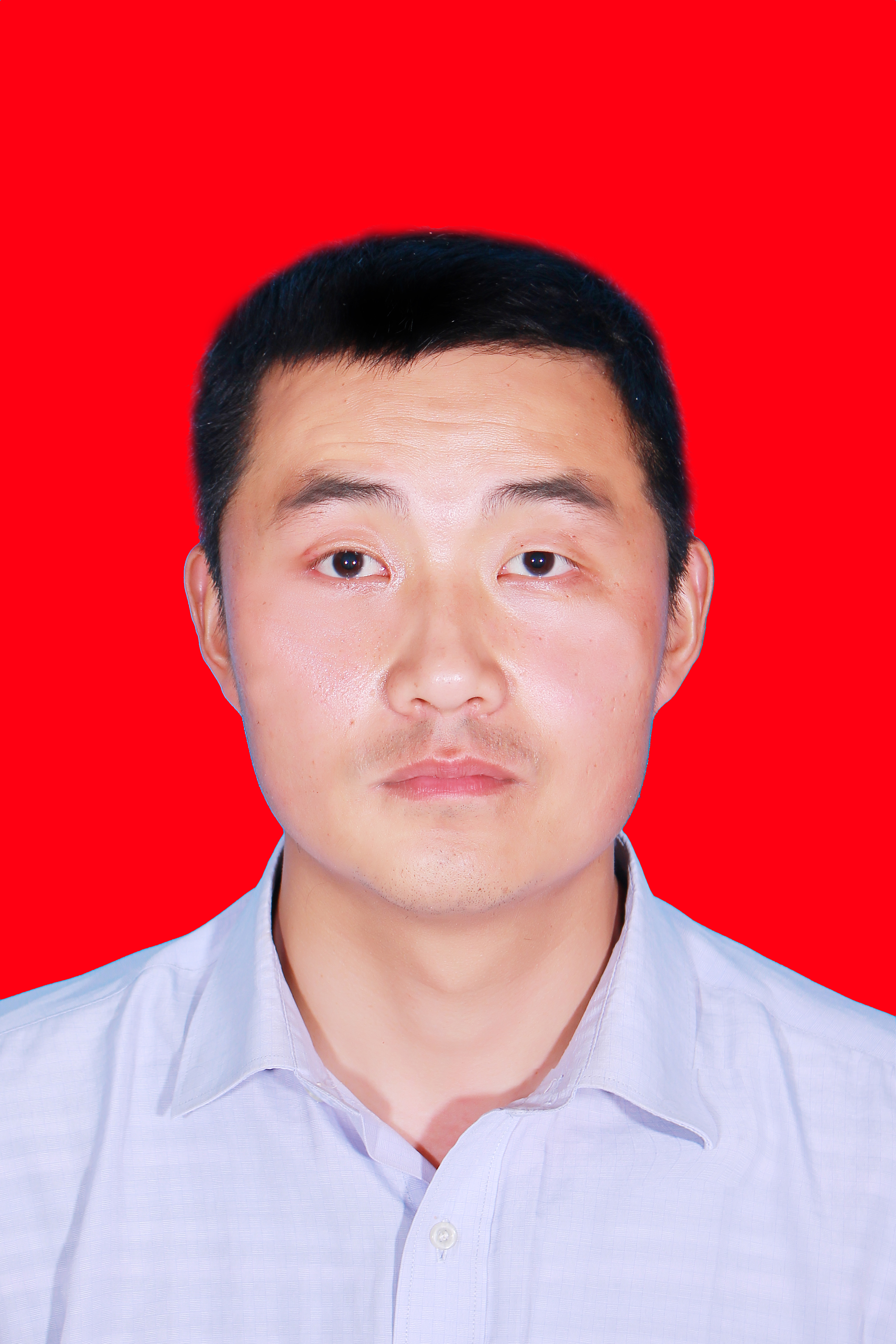 李志伟