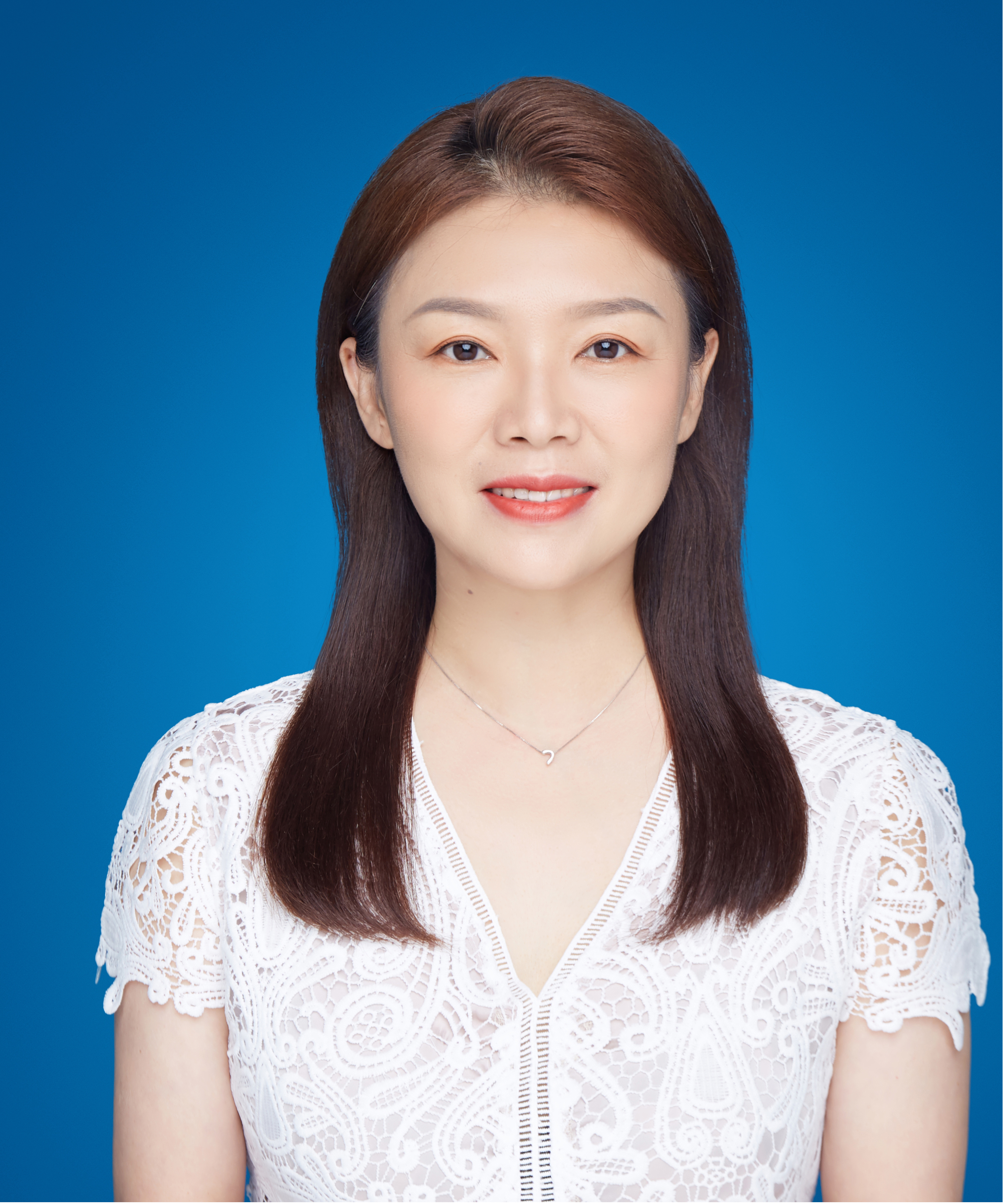 翟   玲