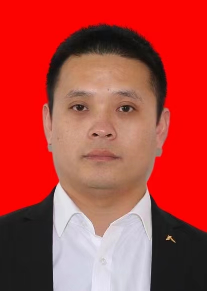 李军