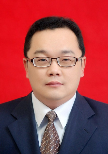 徐  刚