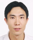 李伟